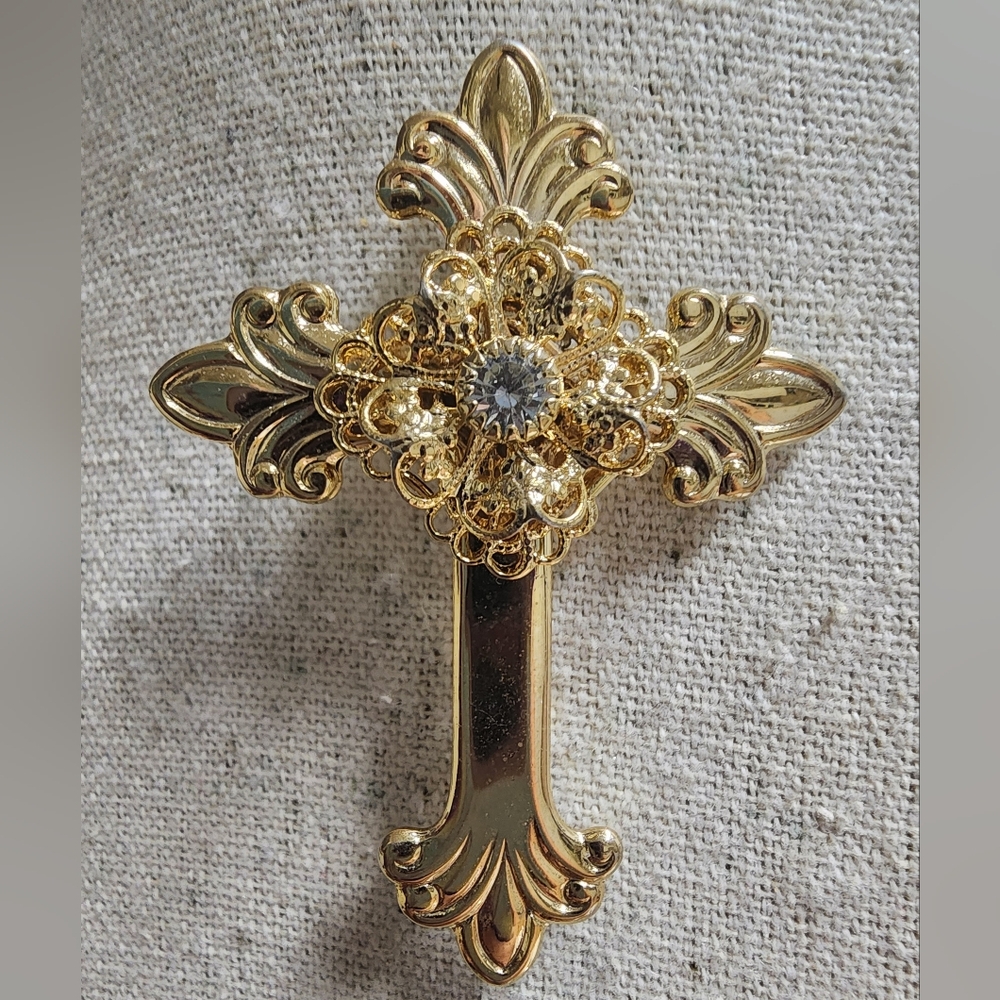 Vintage 1998 Jane Filagree And Crystal Gold Cross Brooch